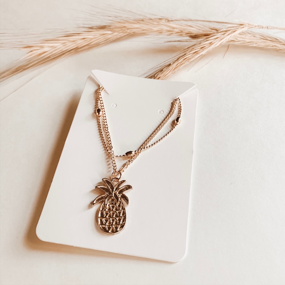 Dainty Gold Pineapple Layered Chocker